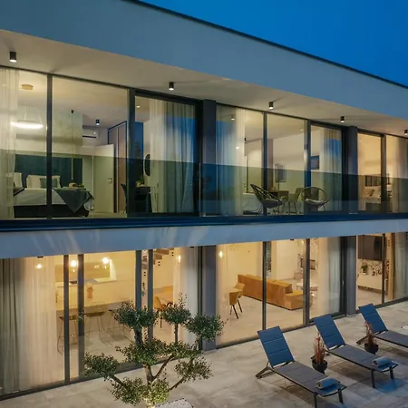 Ume By Istrialux With Jacuzzi And Sauna Vila Modrusani